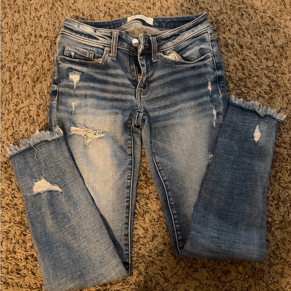BKE Women's Light Blue Distressed Ankle Skinny Jeans
